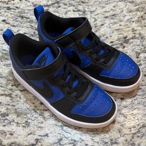 Nike Kids Black and Blue Sneakers